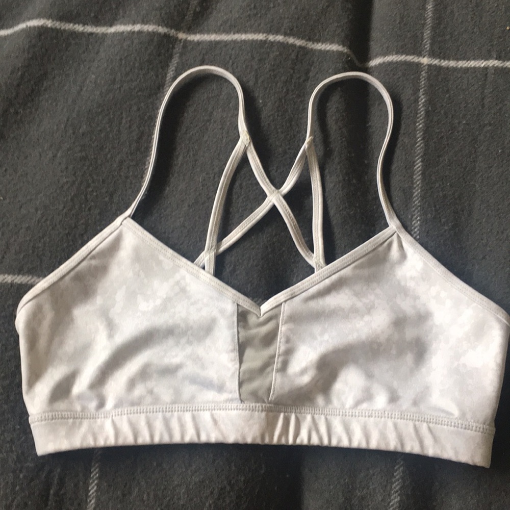 Alo Yoga Goddess Bra, Vapor Python print.  Medium.